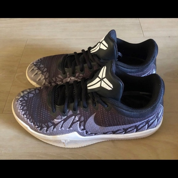 EUC 6 M Black Mamba Rage Kobe’s - Picture 1 of 4